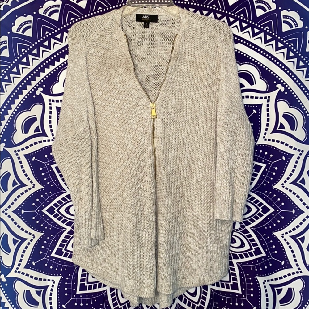 Super comfy, over-sized knit top